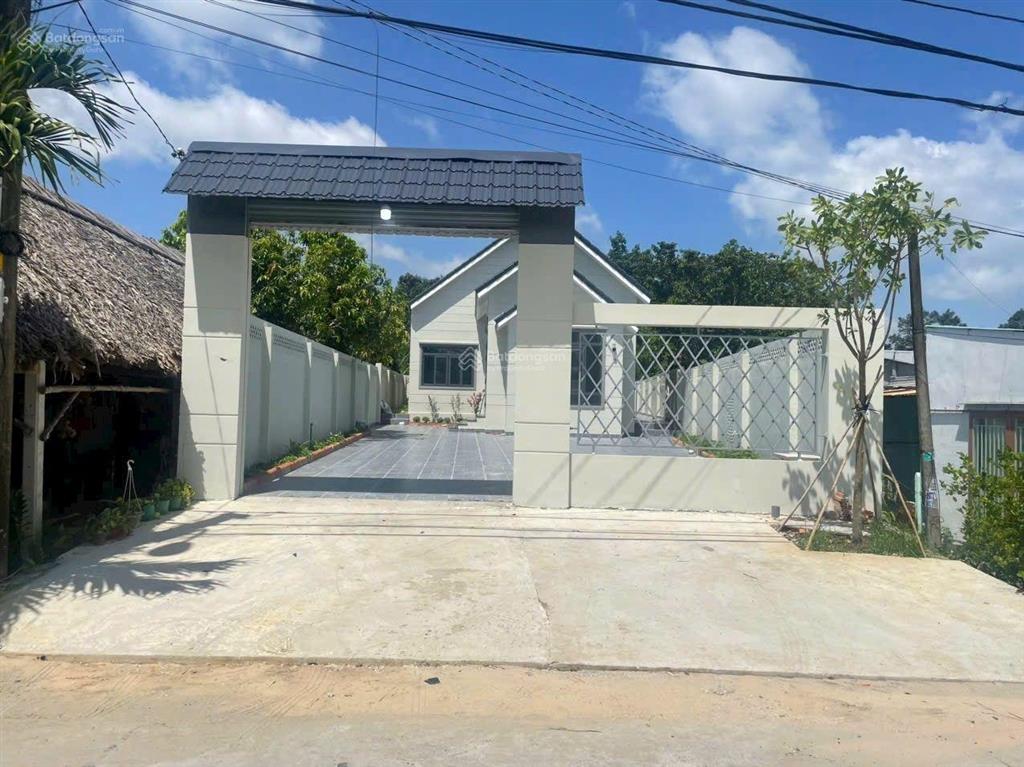 Bán biệt thự nhà vườn, phước vĩnh an, dt=358m2 có 201m2 thổ cư, nhà đã hoàn công giá chỉ 4,4 tỷ