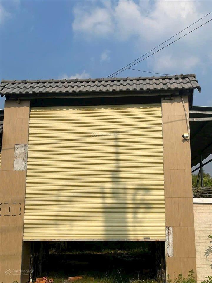 Bán nhà xưởng dt =30 x 90m = 2612m2, có 737m2 thổ cư mặt tiền đường đặng thị tô, xã trung lập hạ