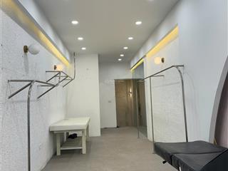 Cho thuê nhà nguyên căn phố huế, 35 m2 x 4 tầng, giá thuê 25tr/tháng. riêng biệt, nhận ngay