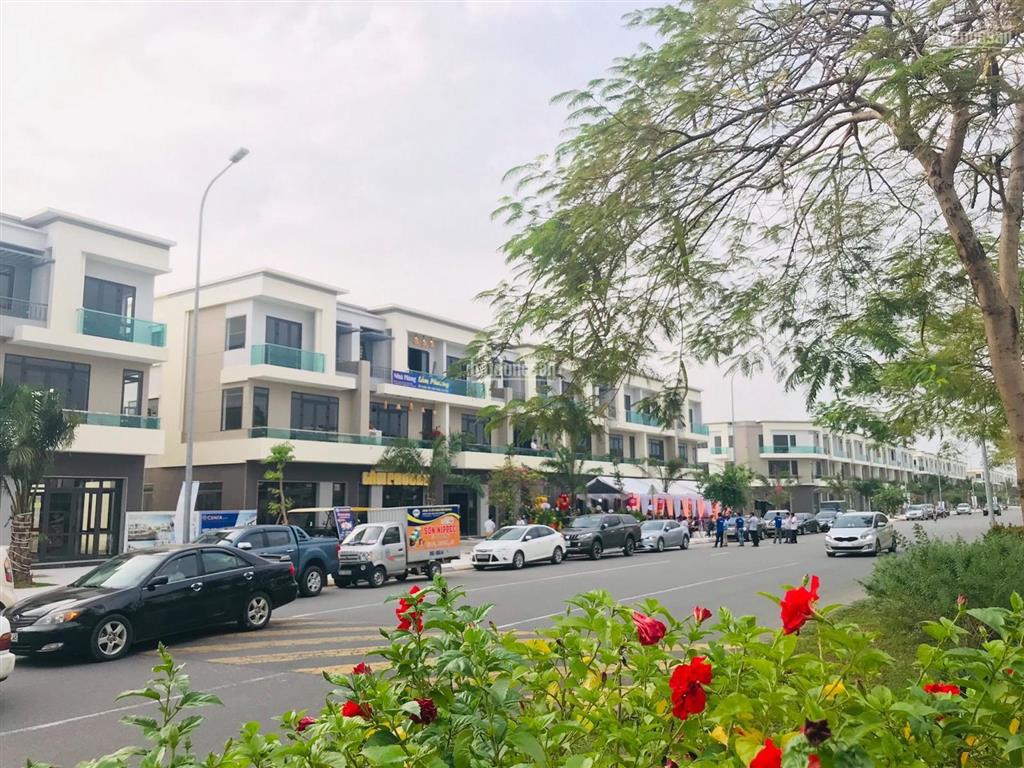 Chính chủ cần bán gấp căn shophouse trục chính đường hữu nghị rộng 56m kđt centa city, giá 13,x tỷ