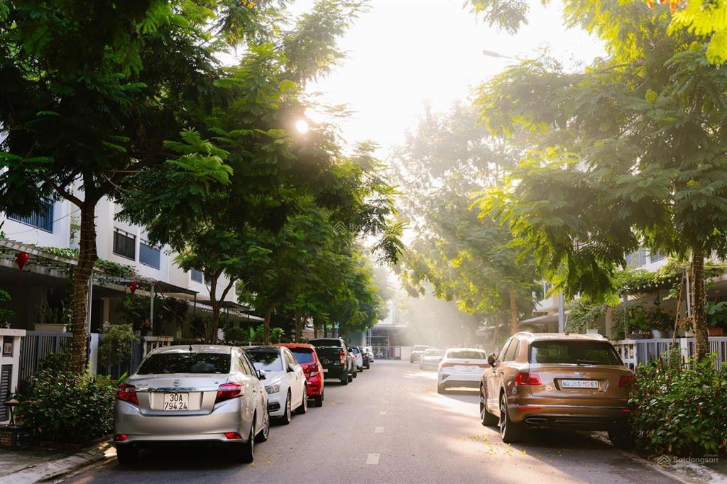 Bán shophouse centa city 90m2 tại vsip từ sơn, bắc ninh siêu đẹp chỉ với nhỉnh 6 tỷ sẵn nhà 3 tầng