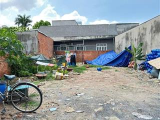 Bán 2 lô đất liền kề sau lưng sân vận động đông hoà gần chợ và cụm trường học