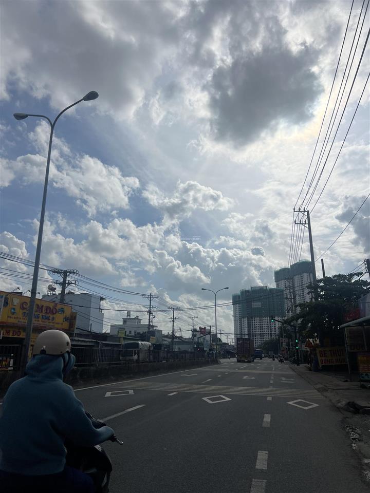 Mặt tiền quốc lộ 1k vị trí vip gần big c go tp dĩ an