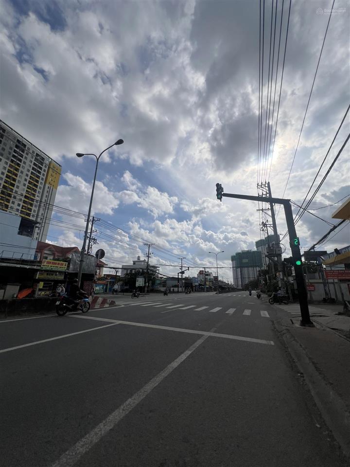 Mặt tiền quốc lộ 1k vị trí vip gần big c go tp dĩ an