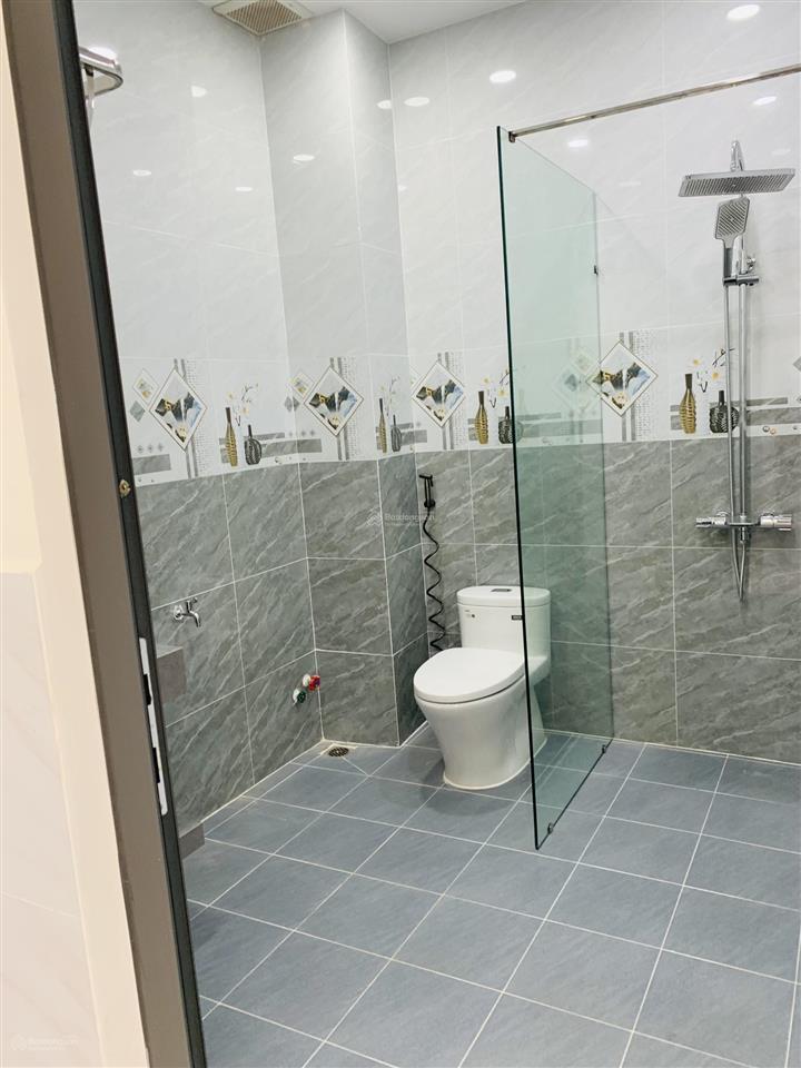 (giảm 500tr )bán nhà đúc 3 tấm mặt tiền trần văn mười