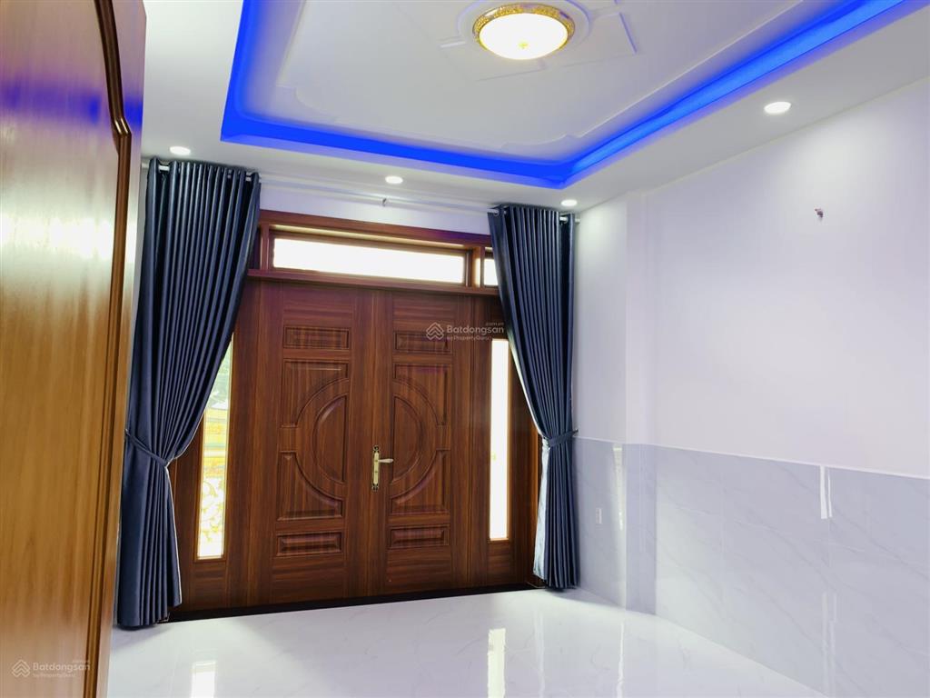 (giảm 500tr )bán nhà đúc 3 tấm mặt tiền trần văn mười