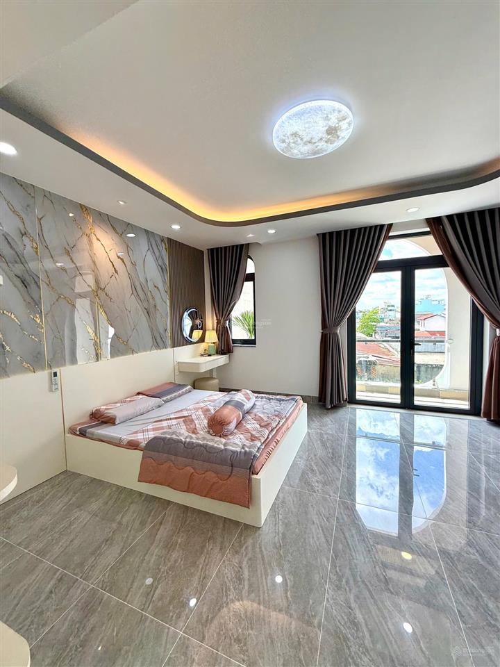 Bán nhà gần chợ đầu mối nguyễn thị sóc