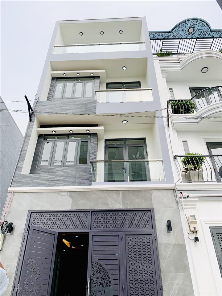 Bán nhà đúc 3 tấm gần ngã 4 trung chánh