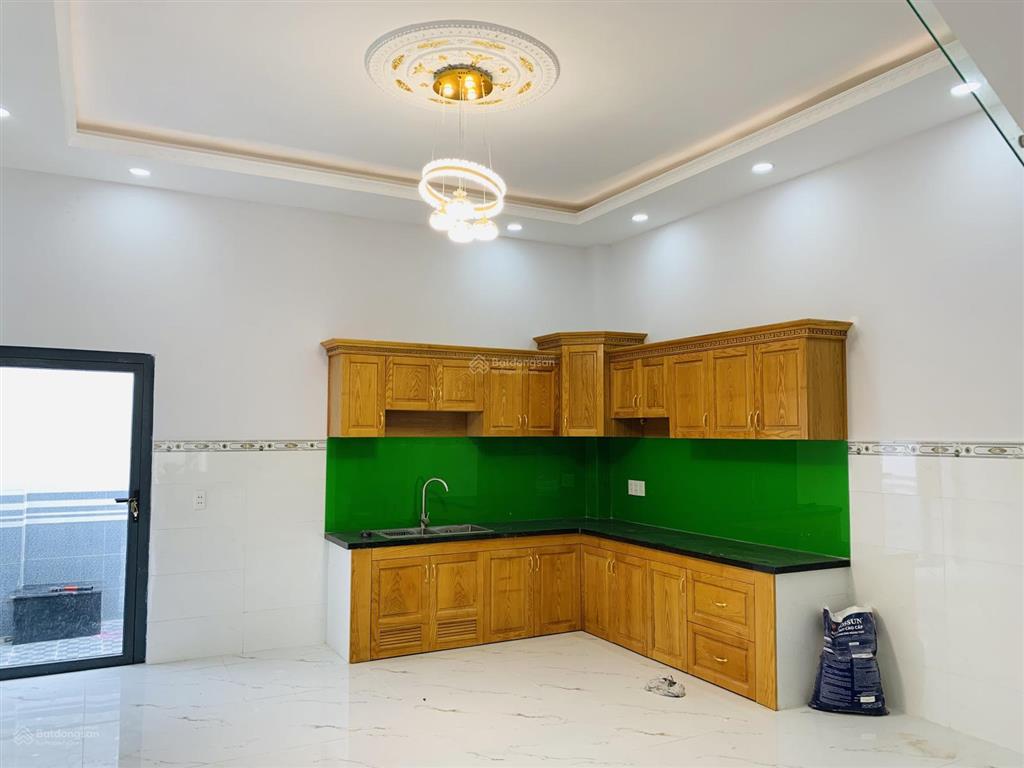 Bán nhà 5*19m, sổ riêng hoàn công đầy đủ cách chợ đầu mối 300m