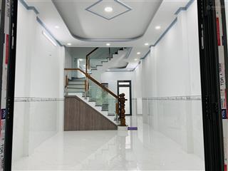 Bán nhà 4x17m, 1 lầu sổ riêng gần chợ xtt phía sau ca xã bà điểm