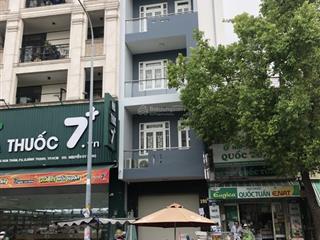 Bán gấp mt hoàng hoa thám, p6, bt, 5m x21m cn 105m2, 7 tầng thang máy, giá 23,5 tỷ
