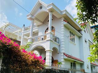Gấp! biệt thự đẳng cấp! khu bình lợi 10m x 20m cn 200m2 nội thất cao cấp  chỉ 24 tỷ
