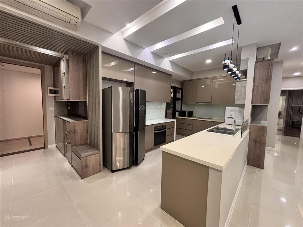 Căn hộ 3pn lớn tại estella heights view trực diện hồ bơi  full nội thất đẹp  chỉ 90tr/ tháng