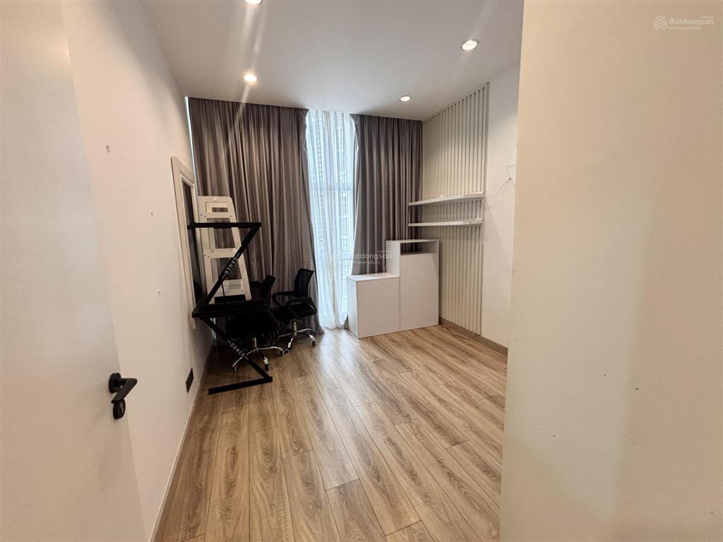 Cho thuê căn hộ the estella siêu đẹp  3pn + 3 wc lớn đầy đủ nội thất  thiết kế hiện đại  87.5 tr