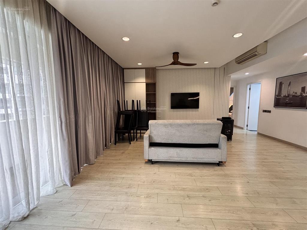 Cho thuê căn hộ the estella siêu đẹp  3pn + 3 wc lớn đầy đủ nội thất  thiết kế hiện đại  87.5 tr