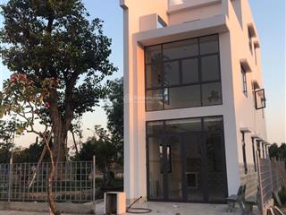 Tôi chính chủ bán nhanh lô làng sen dt 82m2, giá 650tr.  0907 705 ***