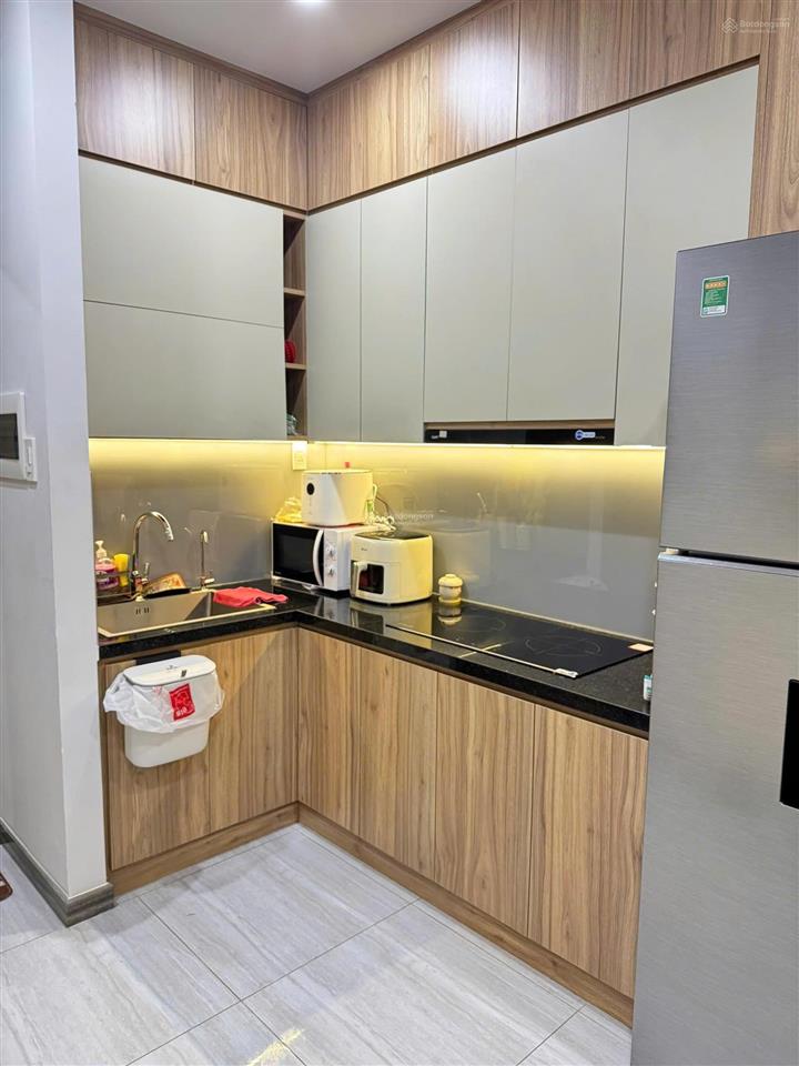 Cần bán căn hộ 2pn2wc full nội thất xinh xẵn, sổ sẵn công chứng sang tên ngay, có hỗ trợ vay nh