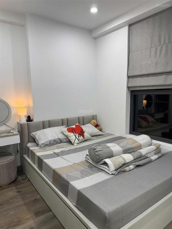 Cần bán căn hộ 2pn2wc full nội thất xinh xẵn, sổ sẵn công chứng sang tên ngay, có hỗ trợ vay nh