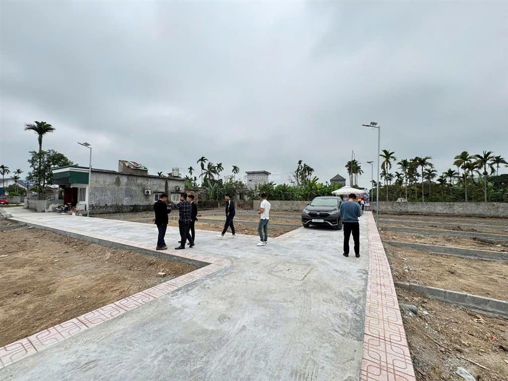 Bán đất tại bát trang, an lão, hải phòng, 680 triệu, 60m2,đường thông,cạnh ủy ban xã,cạnh kcn lg3