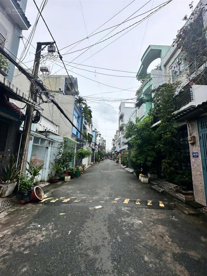 Nhà hẻm 6m vườn lài, tân phú, dt 4x14m đúc 5 tấm, giá hot 7.95 tỷ tl chút