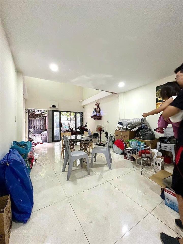 Nhà mt 244 nguyễn trường tộ  tân phú,đúc 5 tấm giá chỉ 9,6 tỷ tl