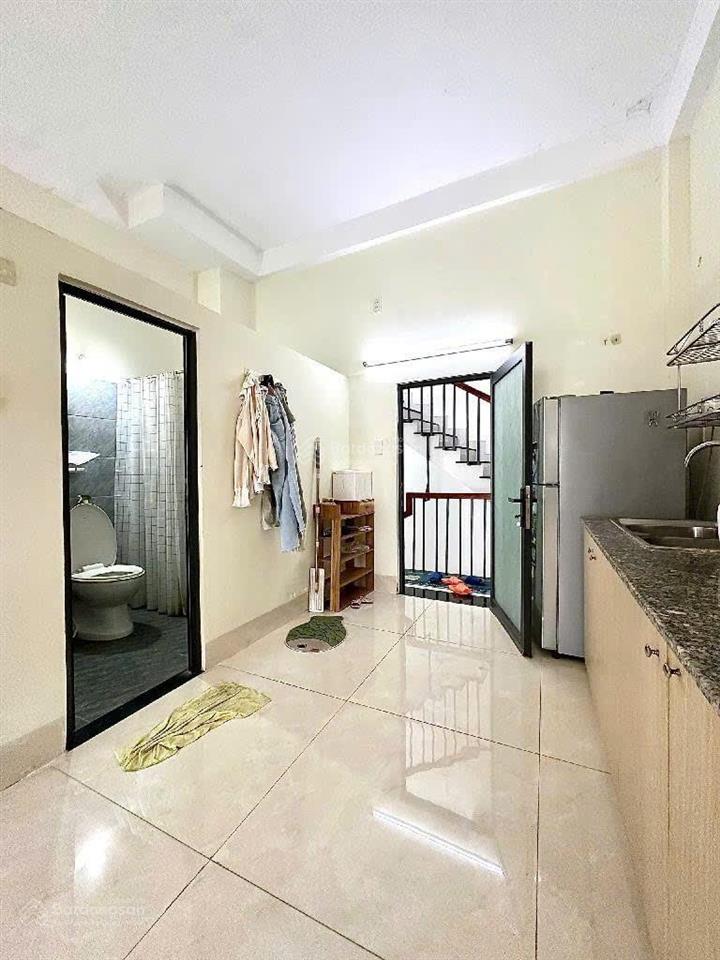 Nhà mt 244 nguyễn trường tộ  tân phú,đúc 5 tấm giá chỉ 9,6 tỷ tl