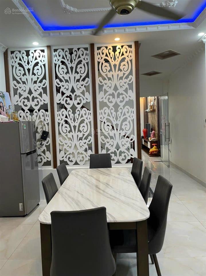 Nhà hẻm 8m lê trọng tấn,dt 4.3x15m đúc 4 tấm,giá siêu rẻ 7.65 tỷ tl