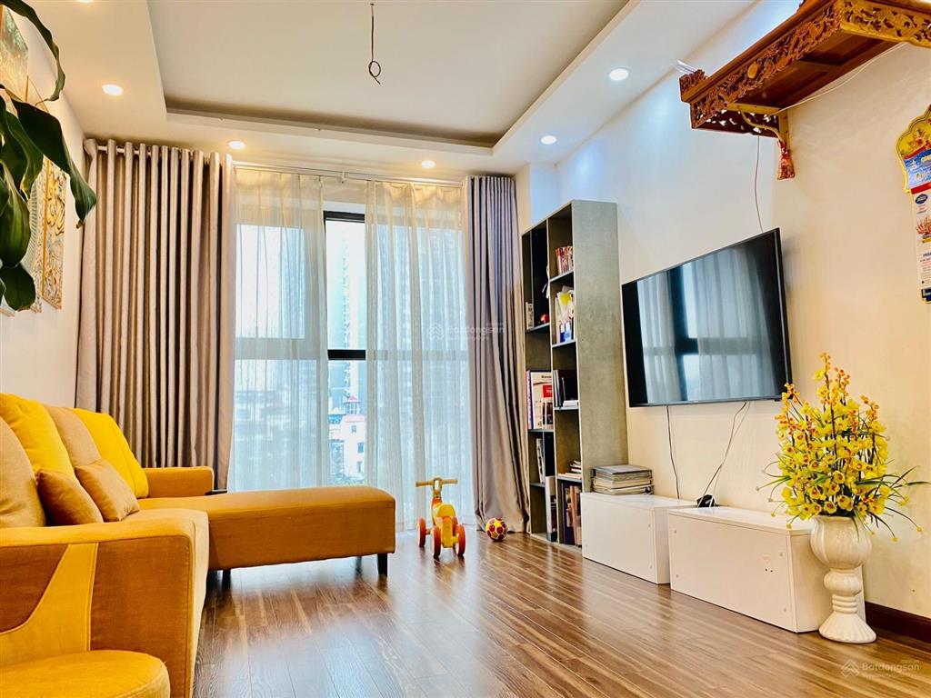 Chính chủ bán căn 3pn dt 122m2 chung cư eurowindow trần duy hưng, giá 6 tỷ, 0932 392 ***