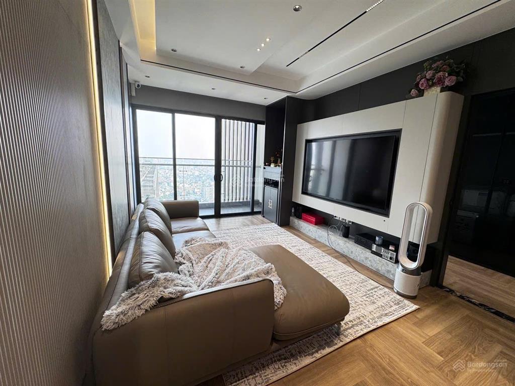 Chính chủ bán căn 2pn dt 68m2 tòa 17t11 trung hoà nhân chính, giá 5.5 tỷ bao phí,  0932 392 ***