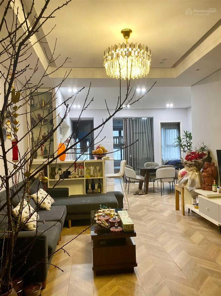 Bán căn góc 2pn dt 69m2 giá 5.85 tỷ chung cư five star kim giang,  0932 392 ***