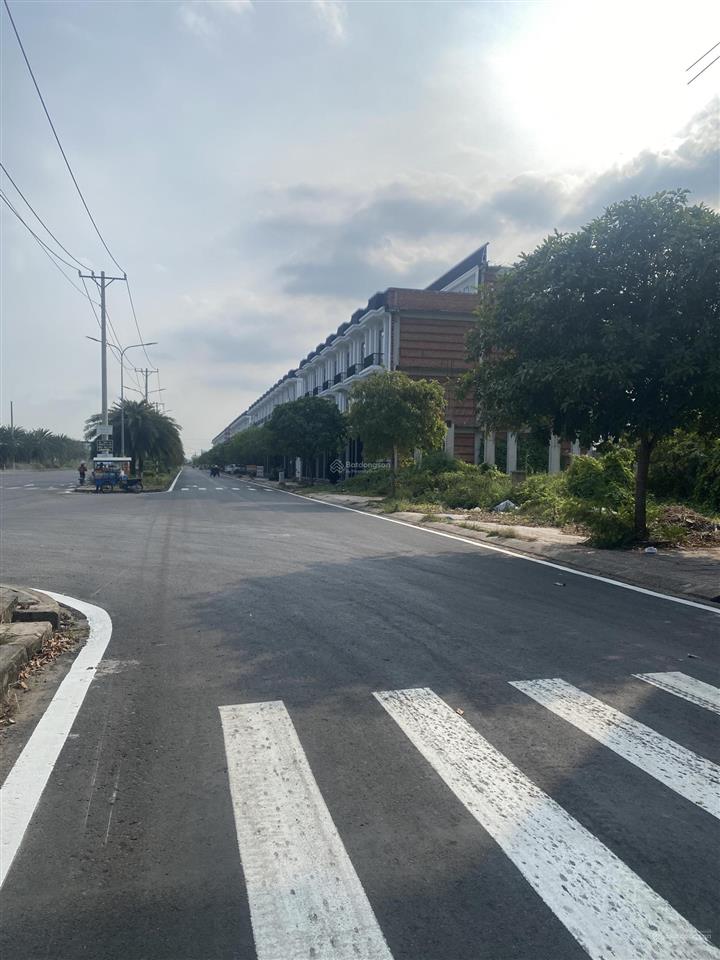 Cần bán đất dự án the sol gần trường học 100m2 giá 2tỷ550.  0931 112 ***