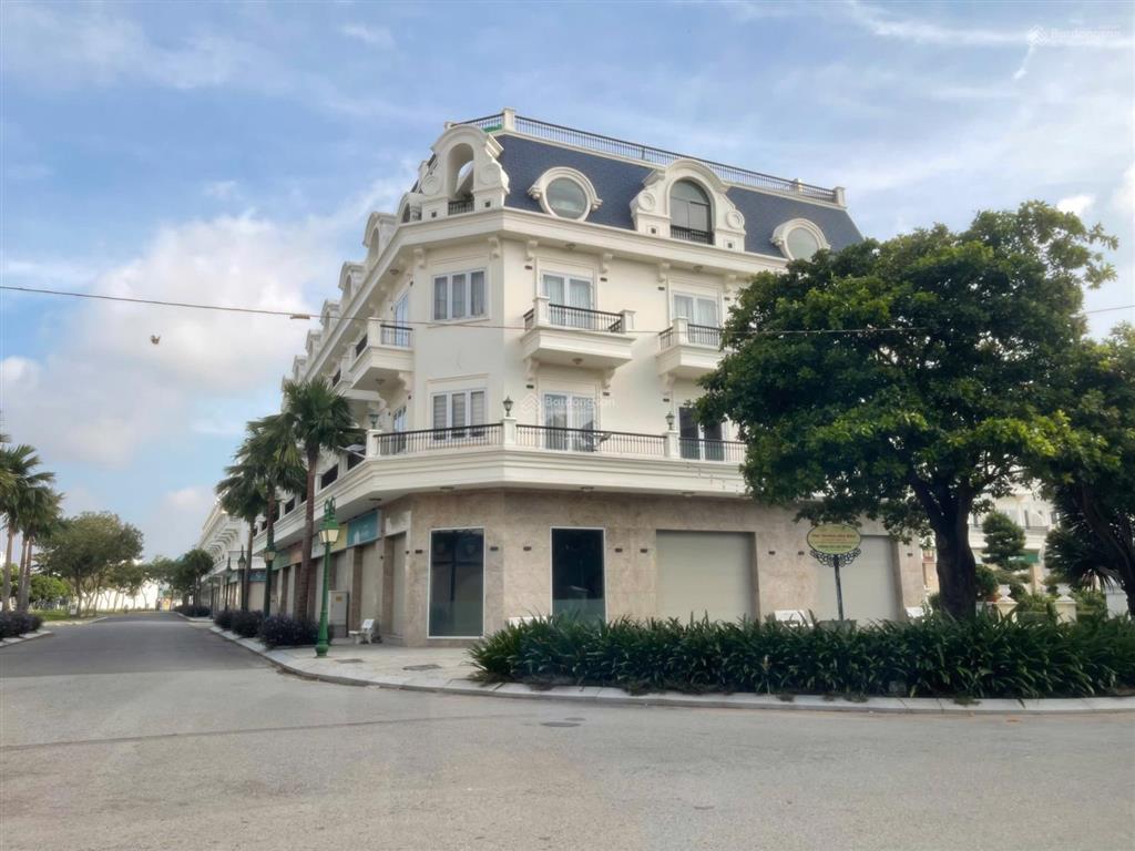 Cần bán đất kđt năm sao 99m2 giá 2tỷ750.  0931 112 ***