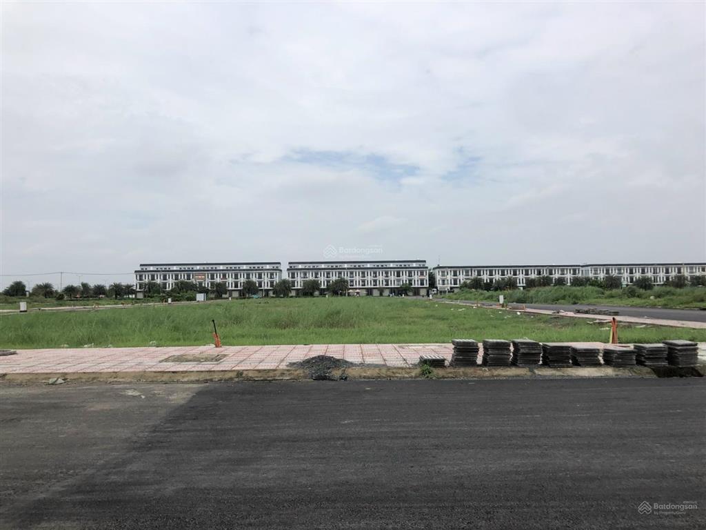 Bán lô góc nội bộ kdc the sol city 100m2, giá 2tỷ850 triệu.  0931 112 ***