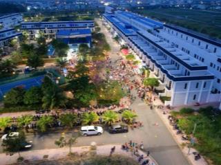 Bán gấp lô đất đối diện công viên 75m2 giá 2ty350 (thương lượng)  0931 112 *** ngân