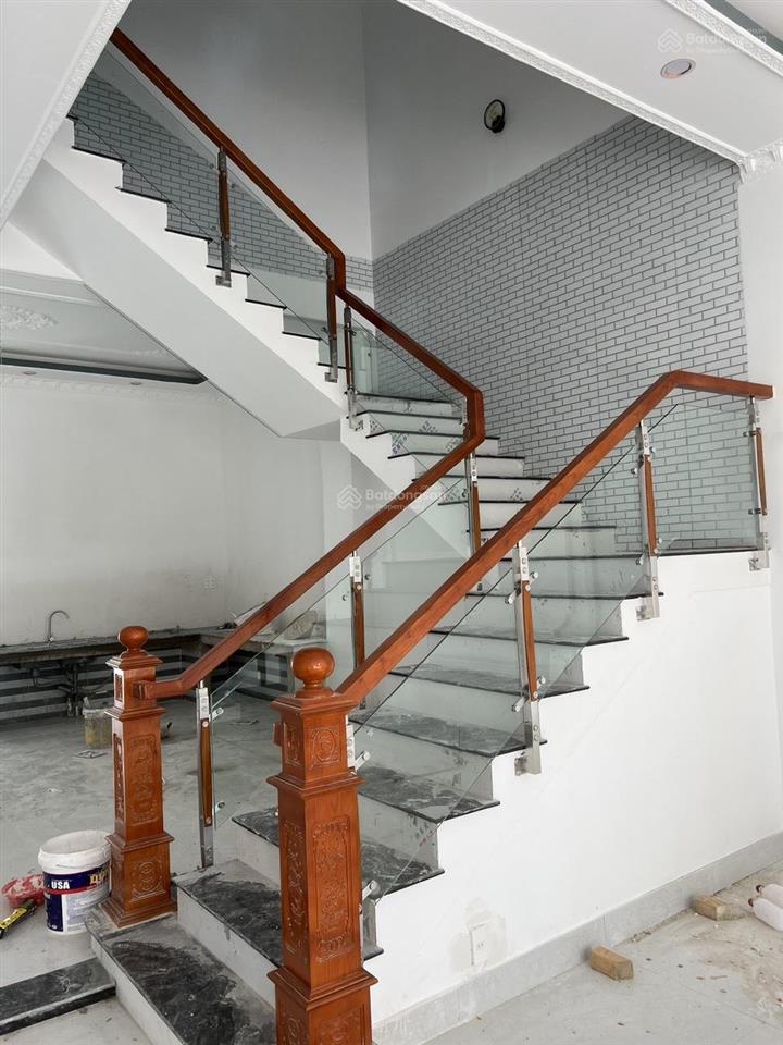 Bán nhà gần công viên 340m2 tại kđt năm sao, long an. giá 5ty7 (thương lượng)  0931 112 ***