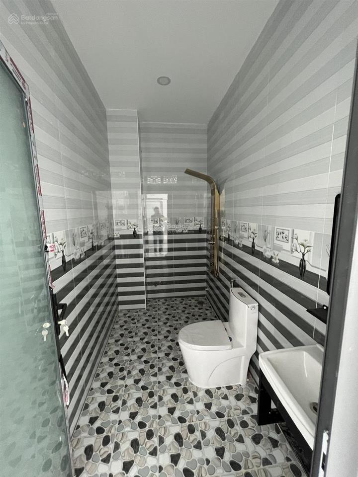 Bán nhà gần công viên 340m2 tại kđt năm sao, long an. giá 5ty7 (thương lượng)  0931 112 ***