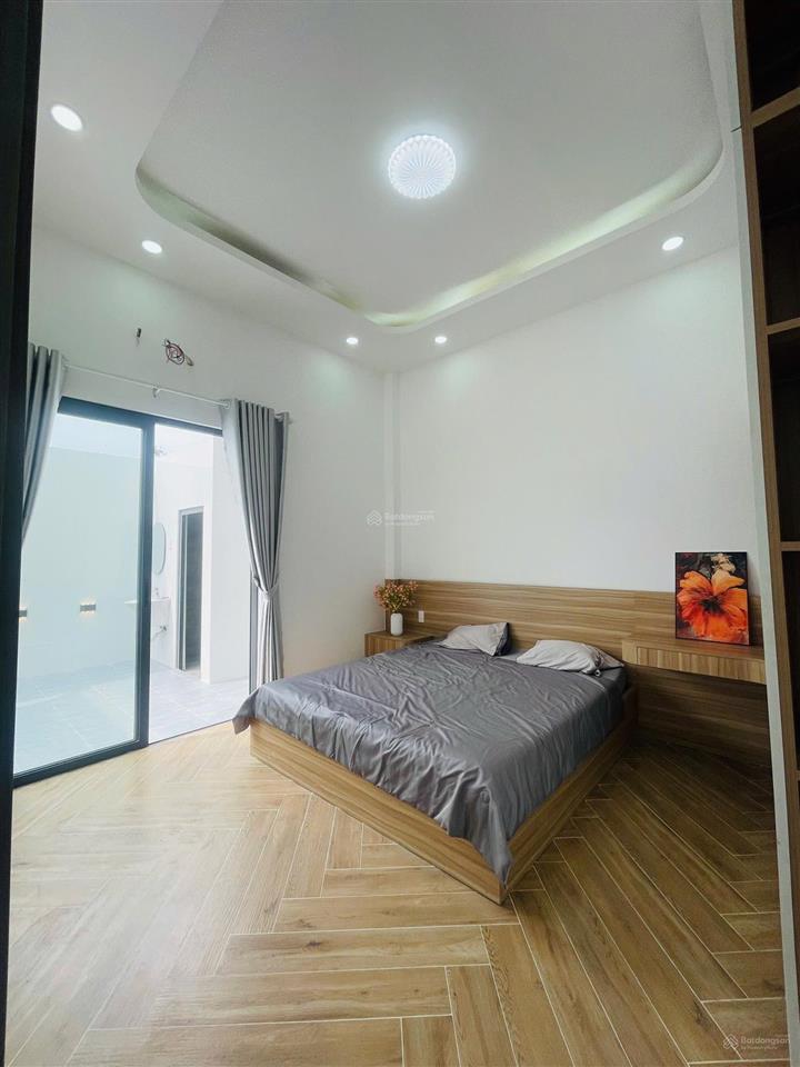 Cần bán căn nhà tại kđt the sol city giá 4tỷ5 (thương lượng) 136m2.  0931 112 ***