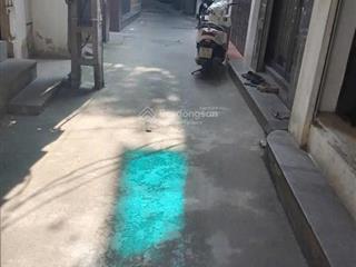 Cho thuê cửa hàng mặt ngõ, tiện kinh doanh, 2 tr/th