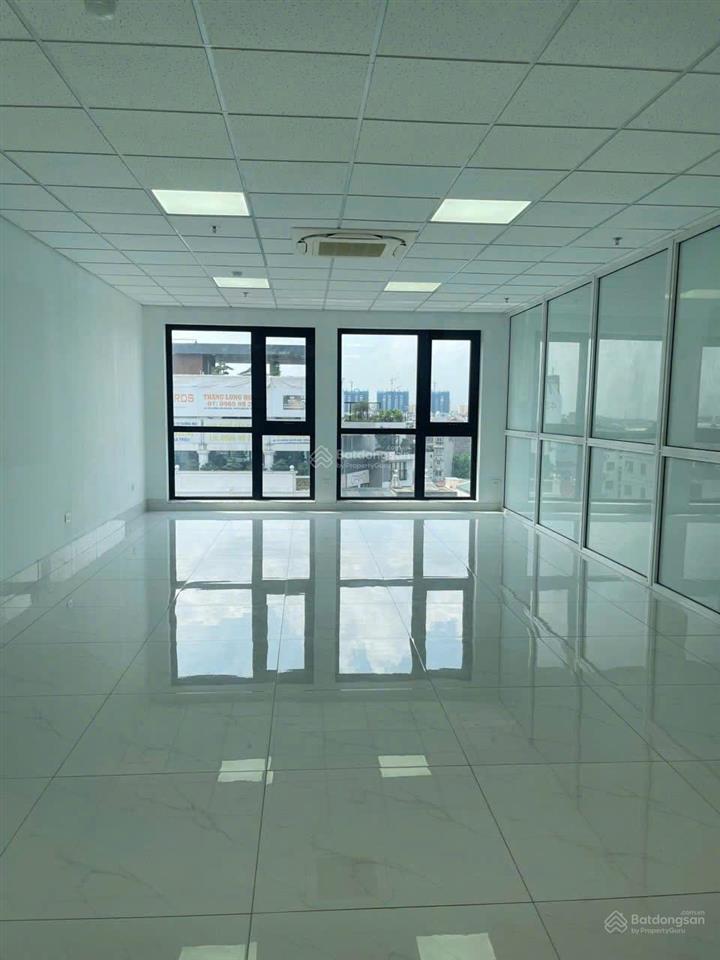 Cho thuê văn phòng 526  528 nguyễn văn cừ, phường bồ đề mới, hà nội