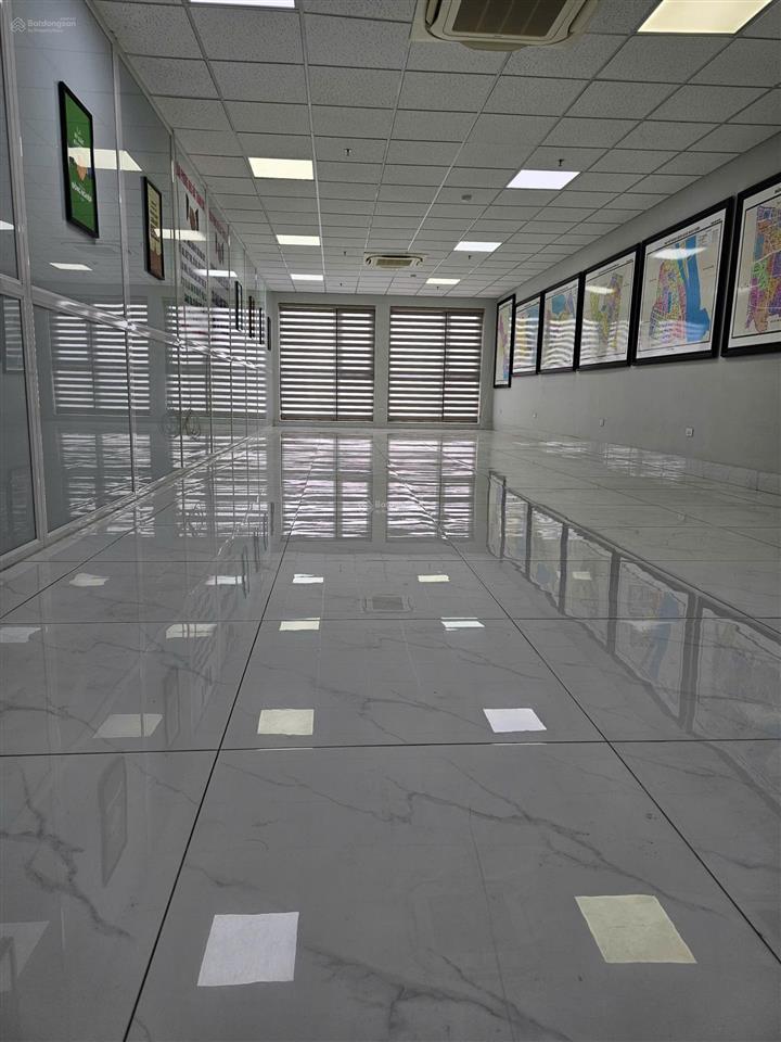 Cho thuê văn phòng 526  528 nguyễn văn cừ, phường bồ đề mới, hà nội