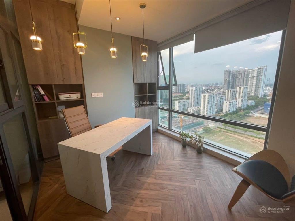 Cho thuê officetel vừa ở vừa làm vp, đăng ký gpkd thoải mái tại pmh q7, giá 10 triệu. dt 35m2