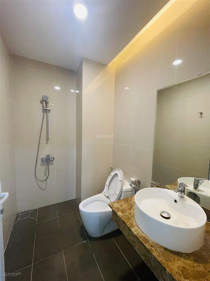 Cho thuê officetel vừa ở vừa làm vp, đăng ký gpkd thoải mái tại pmh q7, giá 10 triệu. dt 35m2