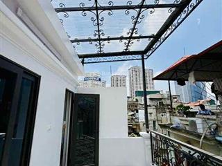 Nhà mới 5 tầng  nội thất đẹp  35m2  ngõ ô tô  381 nguyễn khang.