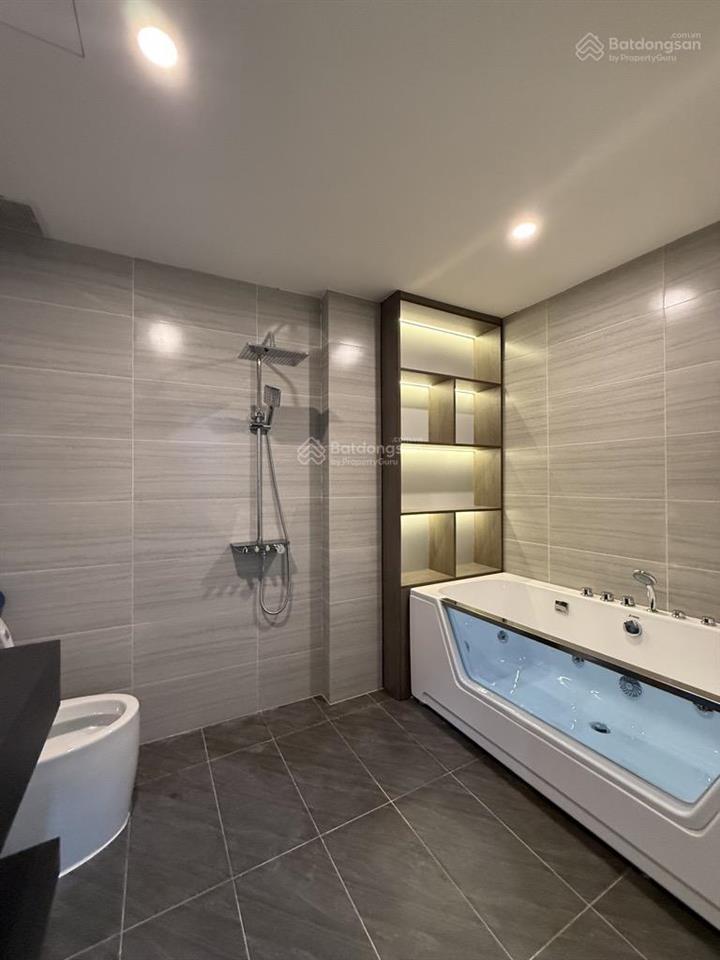 Siêu phẩm kinh doanh  hoàn kiếm  69m2 nhà 5 tầng  gara ô tô  thang máy  nội thất đẹp.