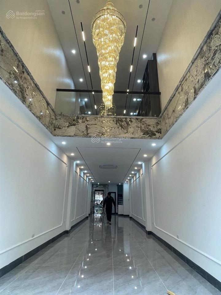 Siêu phẩm kinh doanh  hoàn kiếm  69m2 nhà 5 tầng  gara ô tô  thang máy  nội thất đẹp.