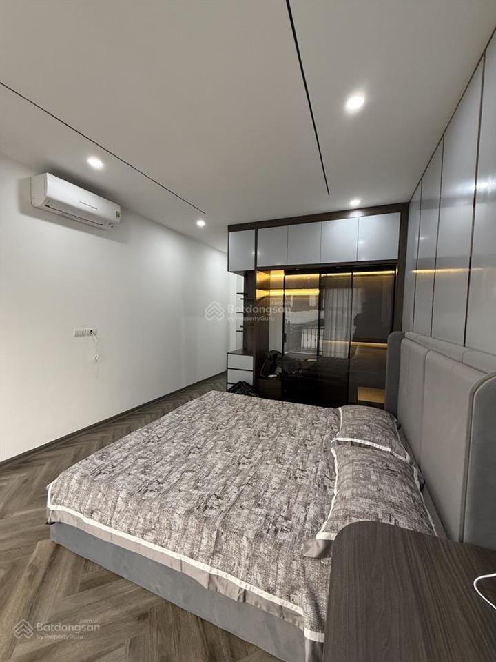 Siêu phẩm kinh doanh  hoàn kiếm  69m2 nhà 5 tầng  gara ô tô  thang máy  nội thất đẹp.