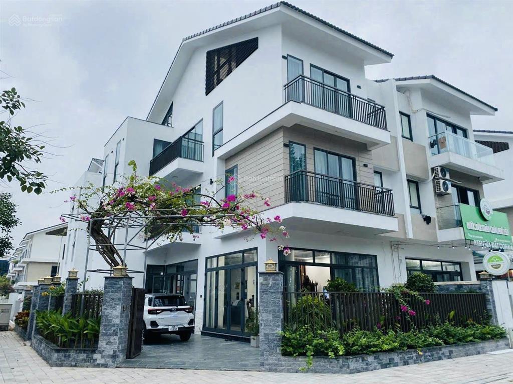 Tôi chính chủ bán biệt thự an vượng 180m2, gần hồ giá 38 tỷ rẻ nhất dự án