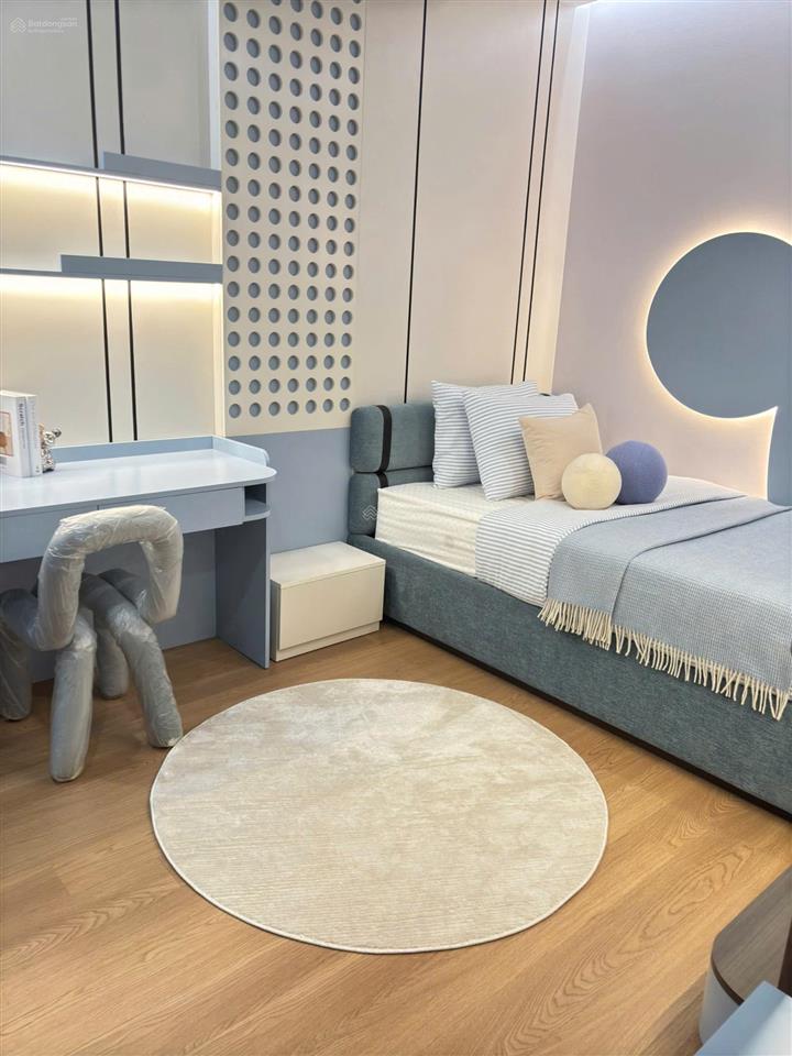 Rẻ hơn thị trường! chính chủ tôi cần bán căn cc the charm an hưng, giá 5,15 tỷ, dt 72m2