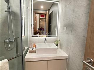 Chính chủ tôi cần bán căn cc the charm an hưng, giá 5,65 tỷ, dt 75m2, tầng trung đẹp