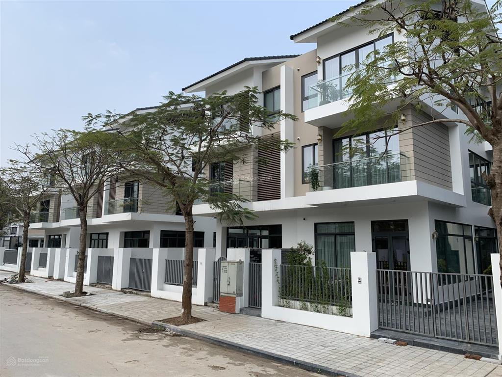 Tôi thiện chí bán biệt thự an vượng gần cv thiên văn học giá 35 tỷ dt 180m2 đường lê quang đạo
